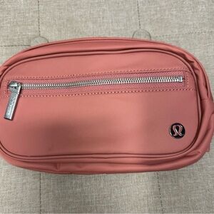 Lululemon Cross Bag